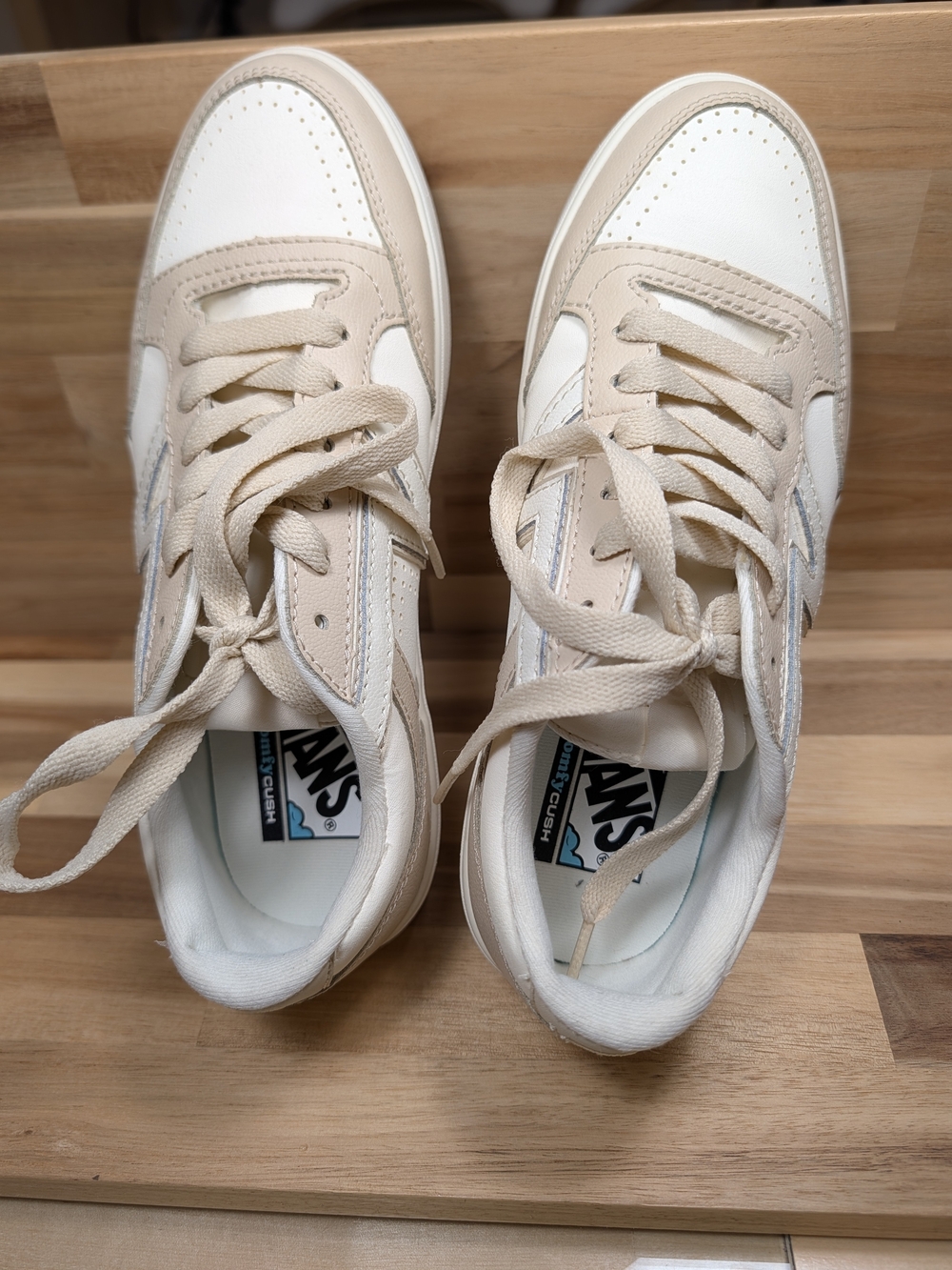 Vans Lowland ComfyCush White Beige Sneakers Women 8 Men 6.5